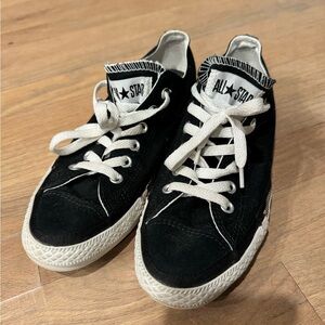 Converse All Star low tops. Black Size 9